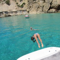Ibiza boat rental with girls 3, hire boat in Ibiza with girls, rent a boat Ibiza, Ibiza boat trip